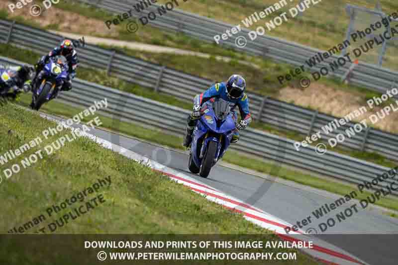cadwell no limits trackday;cadwell park;cadwell park photographs;cadwell trackday photographs;enduro digital images;event digital images;eventdigitalimages;navarra;no limits trackdays;peter wileman photography;racing digital images;trackday digital images;trackday photos